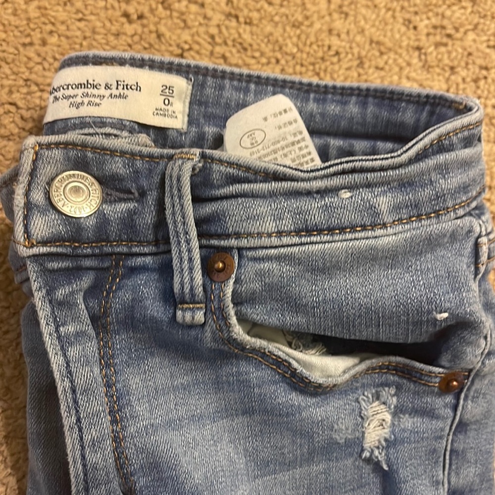 Abercrombie high waisted jeans